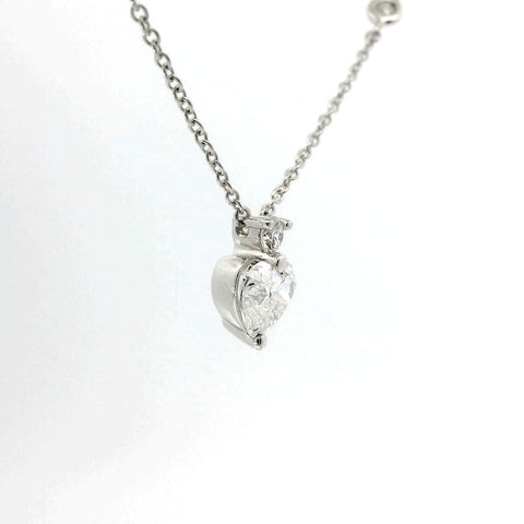 Girocollo punto luce a cuore in oro bianco e spot di diamanti Lab-grown taglio brillante, 1,25 carati.