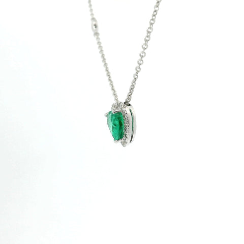 Girocollo in oro bianco con smeraldo Lab-Grown taglio cuore e diamanti Lab-Grown taglio brillante.