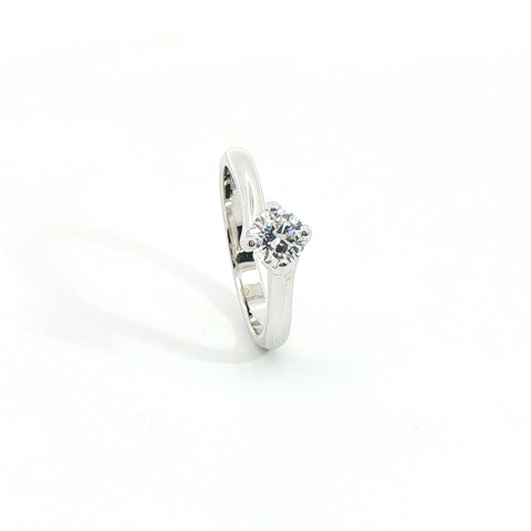 Solitario in oro bianco con diamante Lab-Grown taglio brillante, 0,50 carati.