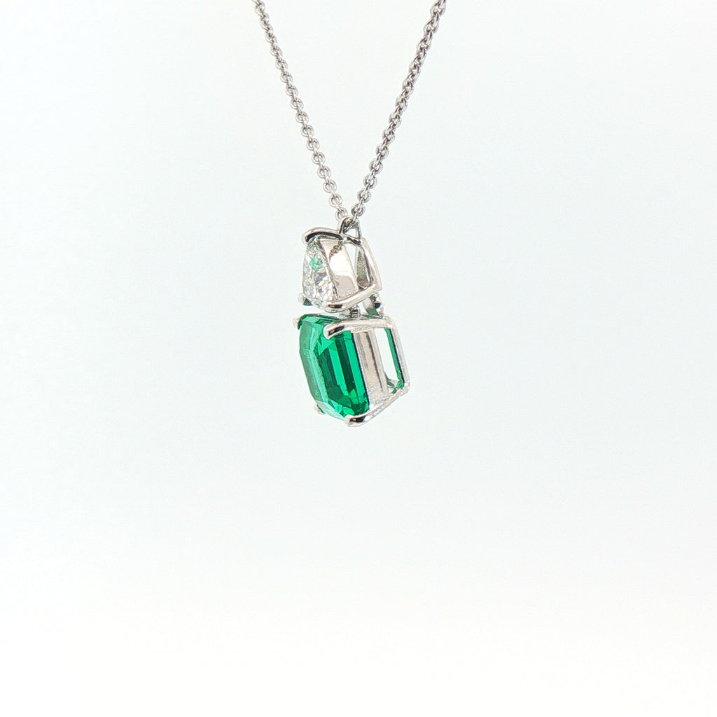 Girocollo Asscher Trillion Hat