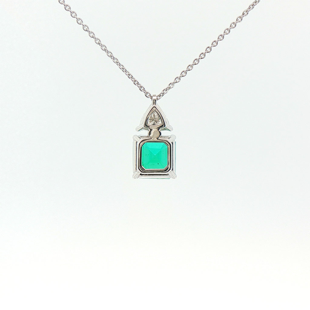 Girocollo Asscher Trillion Hat