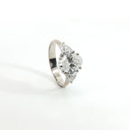 Anello Oval Trillion Wings