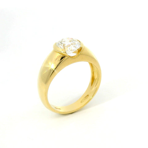 Solitario Aurea in oro giallo con diamante lab-grown taglio brillante, 1,43 carati.