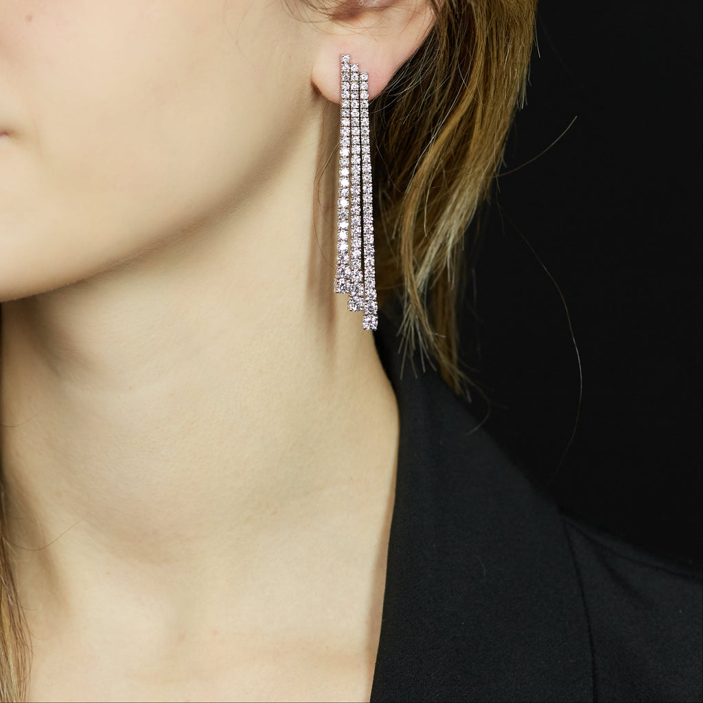 White gold gradation tennis earrings with brilliant-cut lab-grown diamonds, 7.96 carats.