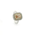 Anello in oro Bianco e Diamanti Lab-Grown taglio Radiant Fancy Pink e taglio Brillante, 2,38 carati.