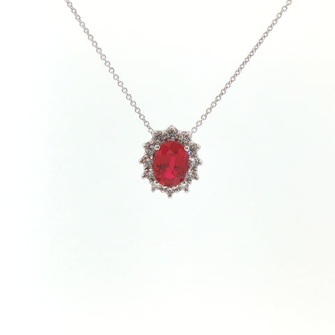Girocollo in oro bianco con rubino Lab-Grown taglio ovale e diamanti Lab-Grown taglio brillante.