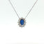 Girocollo in oro bianco con zaffiro Lab-Grown taglio ovale e diamanti Lab-Grown taglio brillante.