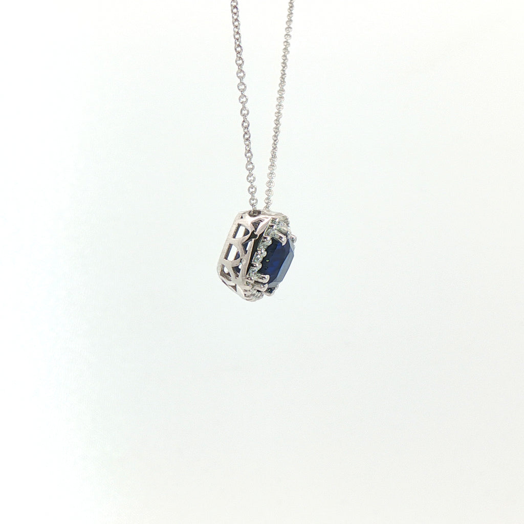 Girocollo Cushion Halo