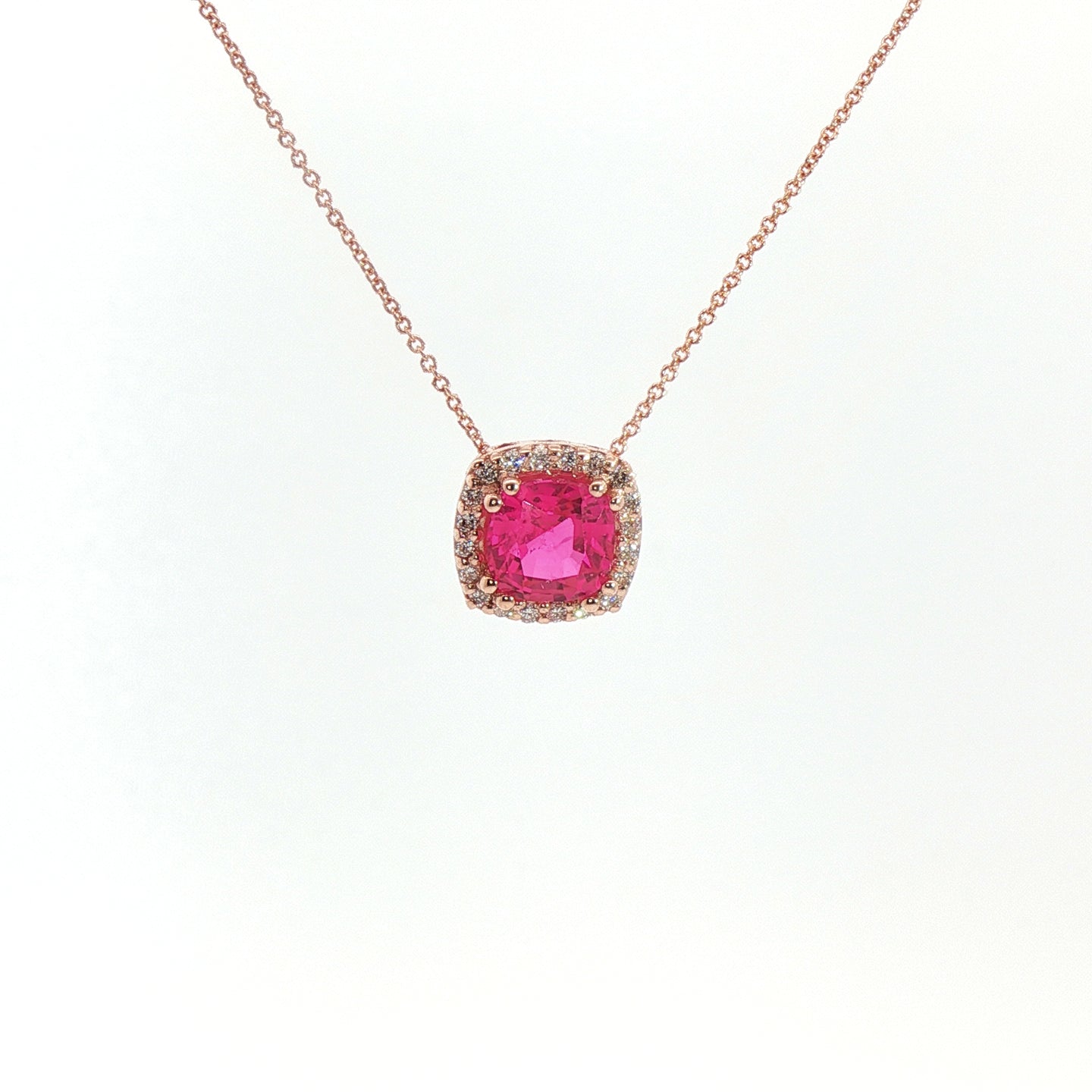 Girocollo in oro rosa con zaffiro rosa Lab-Grown taglio cuscino e diamanti Lab_grown taglio brillante.