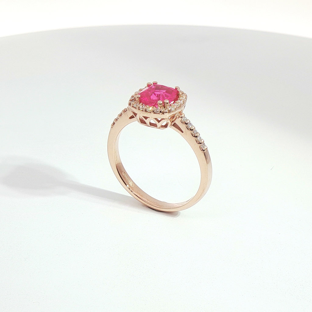 Anello Cushion Halo