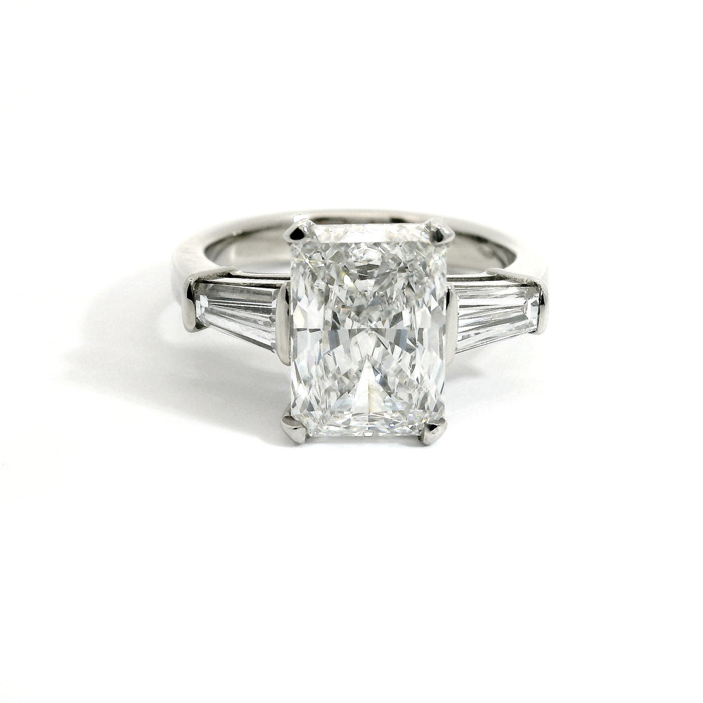 Anello Radiant Taper Wings
