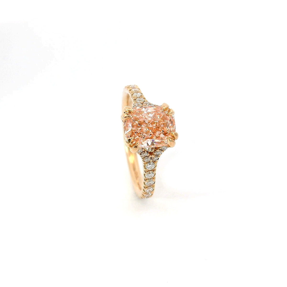 Solitario in oro rosa e diamante lab-grown taglio cuscino fancy pink e taglio brillante, 2,19 carati.