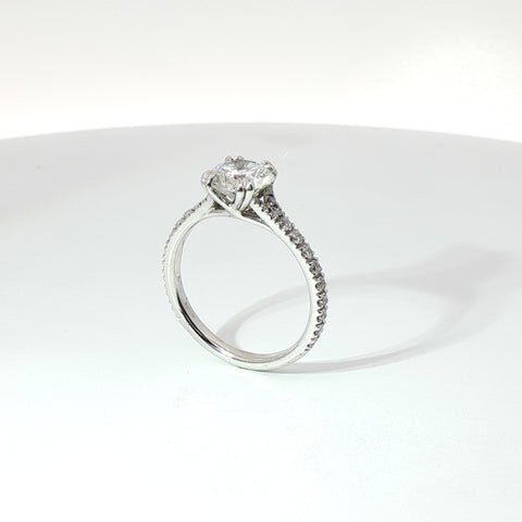 Solitario in oro bianco con diamanti Lab-Grown taglio brillante, 1,75 carati.