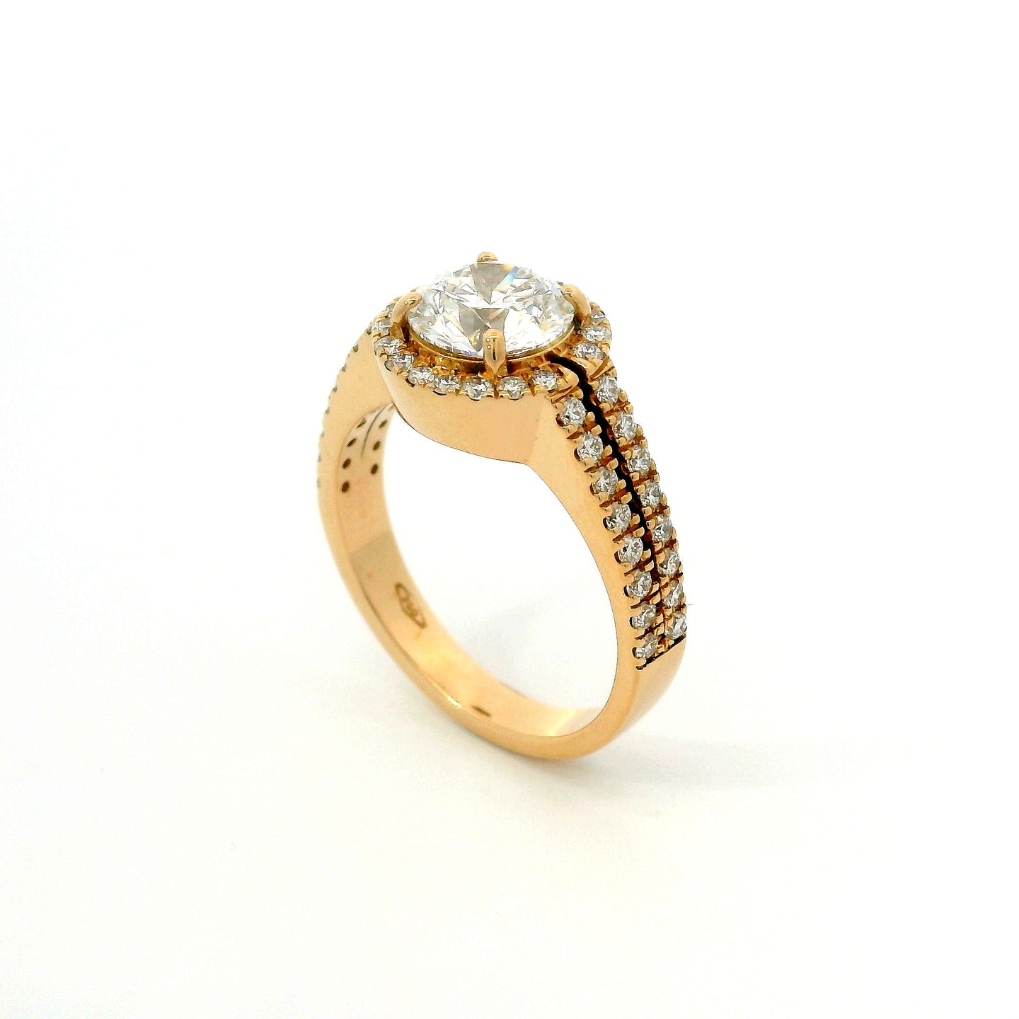 Anello Fancy in oro rosa con diamanti lab-grown taglio brillante, 1,98 carati.
