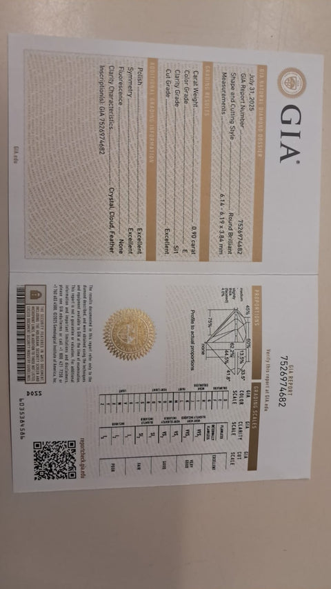 Solitario in oro bianco e diamante taglio brillante