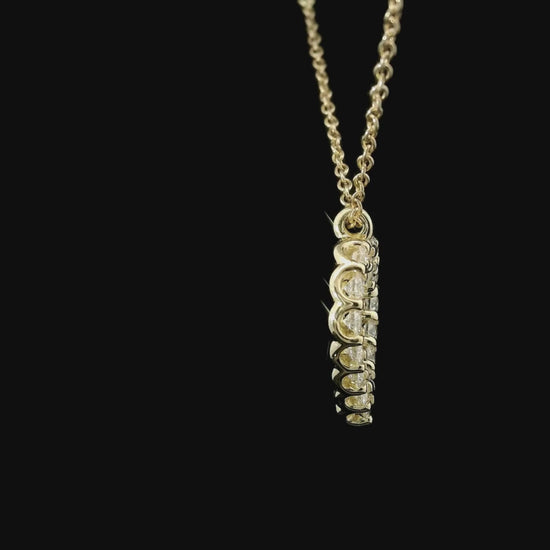 Girocollo a cuore in oro giallo e spot con diamanti lab-grown taglio brillante, 0,69 carati.
