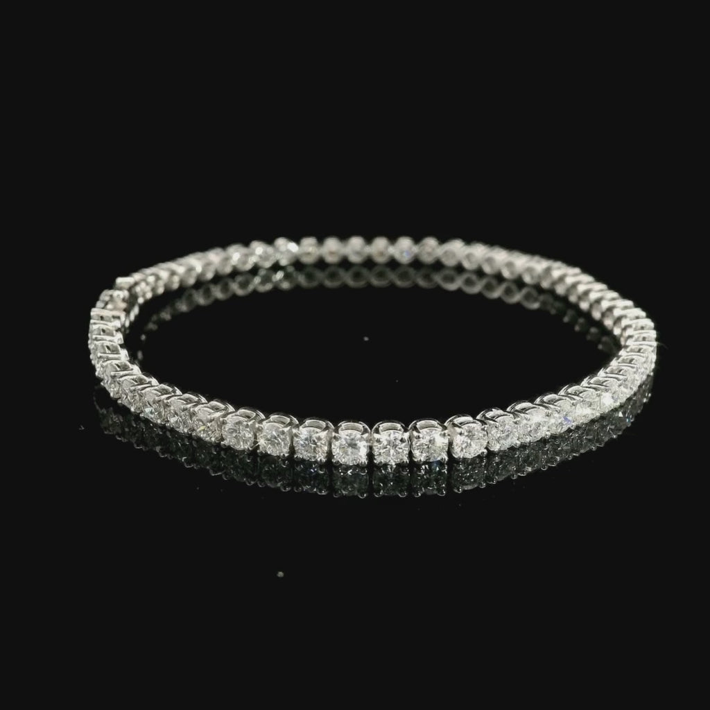 White gold wire tennis bracelet with brilliant-cut lab-grown diamonds, 5.54 carats.