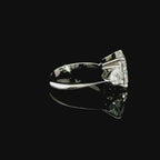 Anello Cushion Trillion Wings