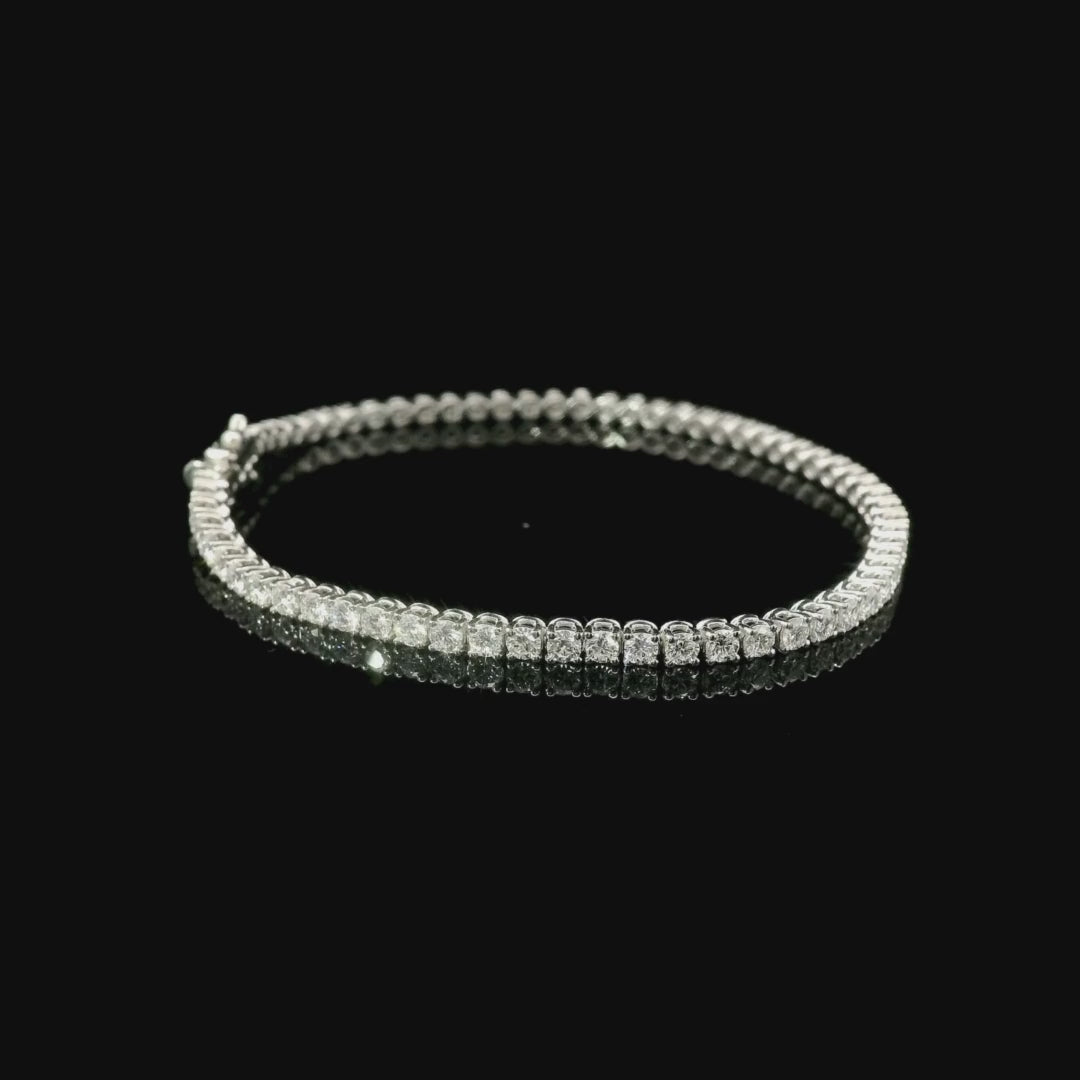 White gold wire tennis bracelet with brilliant-cut lab-grown diamonds, 5.54 carats.