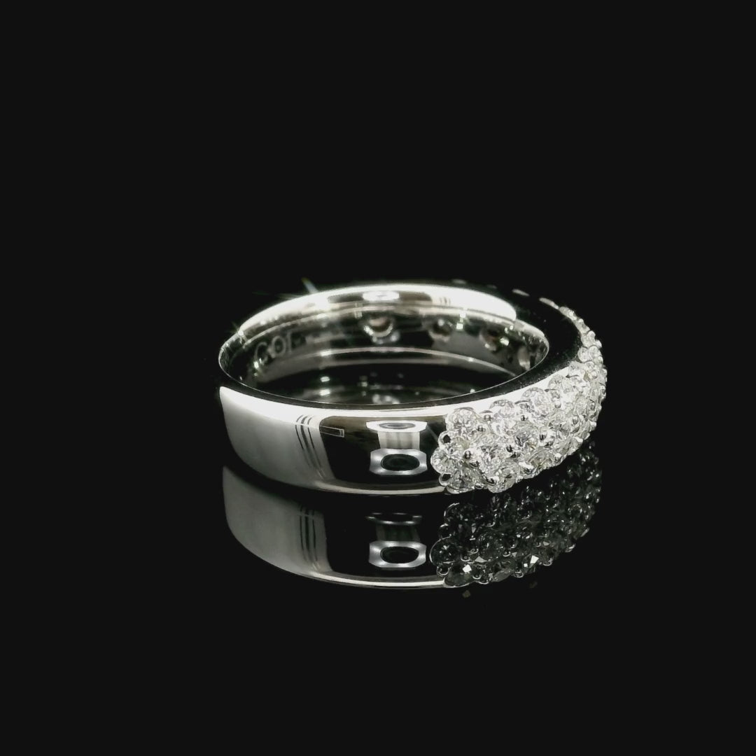 Yellow gold band with brilliant-cut lab-grown diamonds, 1.18 carats.