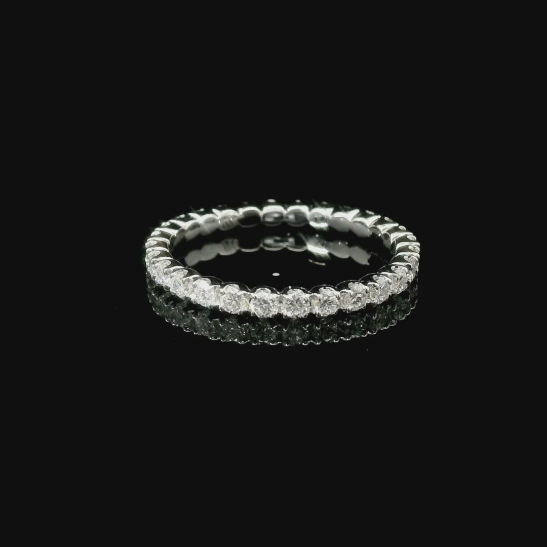 Eternity in oro bianco e diamanti lab-grown taglio brillante, 0,71 carati.