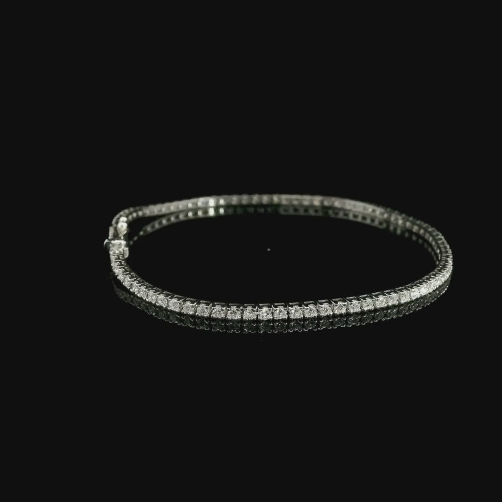 White gold wire tennis bracelet with brilliant-cut lab-grown diamonds, 5.54 carats.