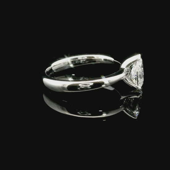 Solitaire in white gold with a drop-cut lab-grown diamond, 0.74 carats.