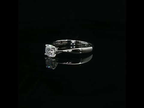 Solitario in oro bianco con diamante Lab-Grown taglio brillante, 0,52 carati.