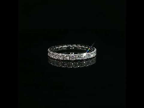 Eternity in oro bianco e diamanti lab-grown taglio brillante, 1,45 carati.