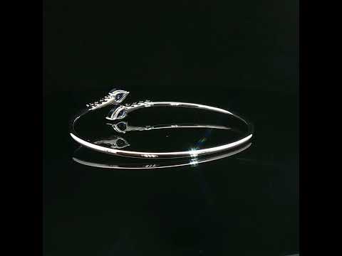 Bracciale Twin in oro bianco con Zaffiri Lab-Grown taglio goccia e diamanti Lab-Grown taglio brillante.