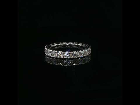 Eternity in oro bianco con diamanti Lab-Grown taglio brillante, 2,06 carati.