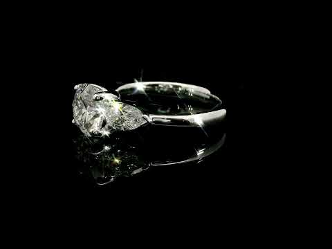 3 Stones Pear Wings