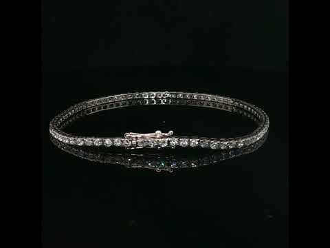 Bracciale tennis in oro bianco con diamanti Lab-Grown taglio brillante, 2,23 carati.