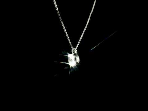 Girocollo punto luce in oro bianco e diamante Lab-Grown taglio brillante, 0,25 carati.