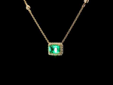 Girocollo in oro rosa con smeraldo Lab-Grown e diamanti Lab-Grown taglio brillante.