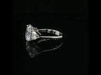 Anello Oval Trillion Wings